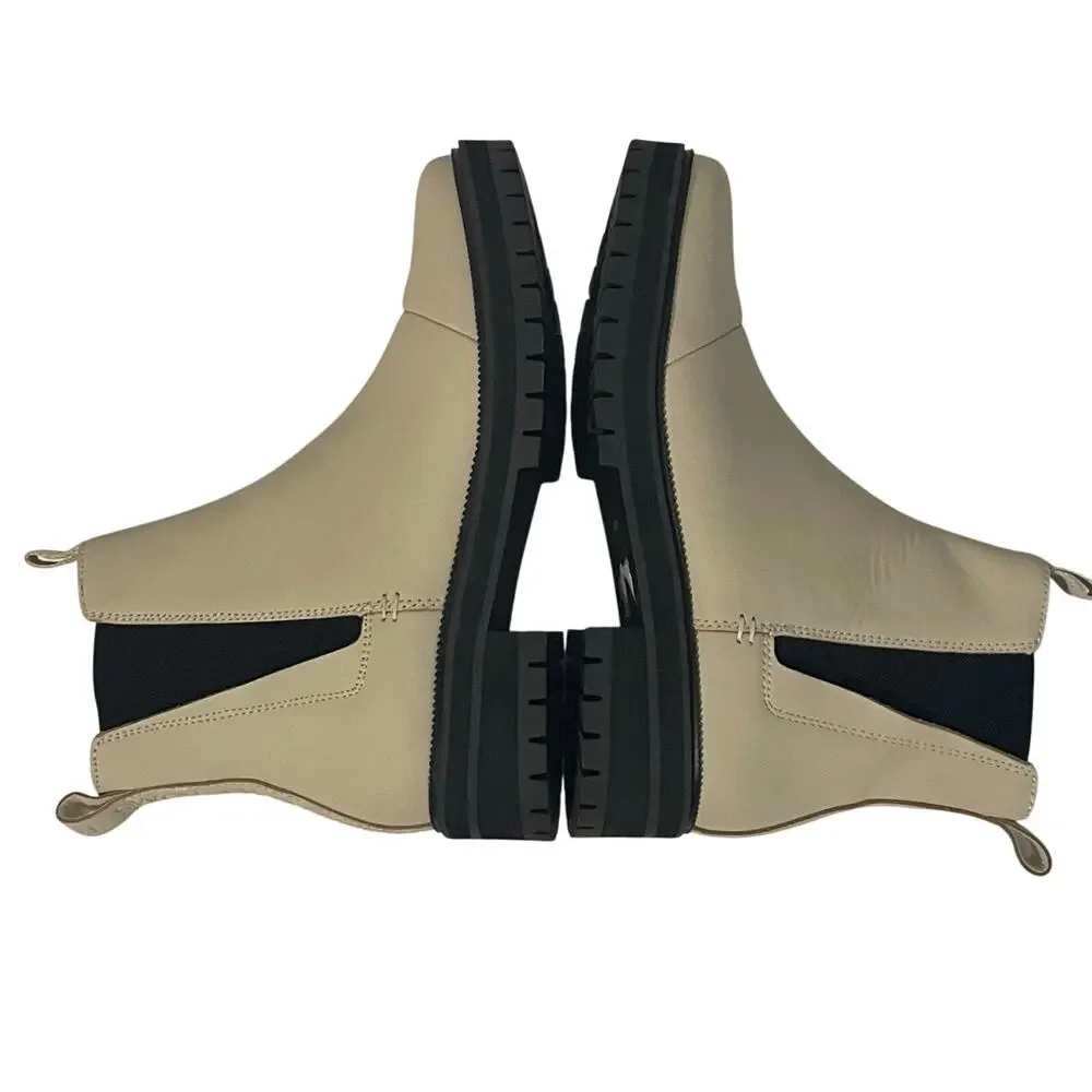 Toms Dakota Chelsea Boots Leather Lug Sole Women's Size 9 Cream Beige Black